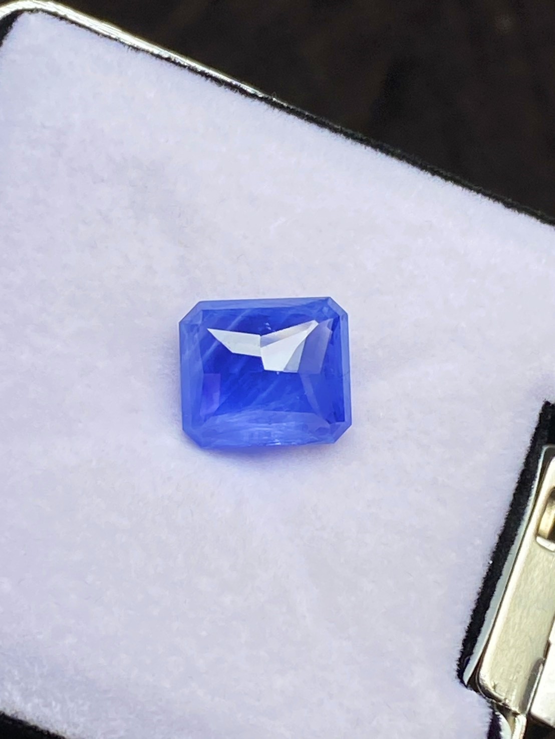 [jerseychou] Natural sapphire 7.43 ct , cornflower blue , Sri Lanka , AIGS+GRS