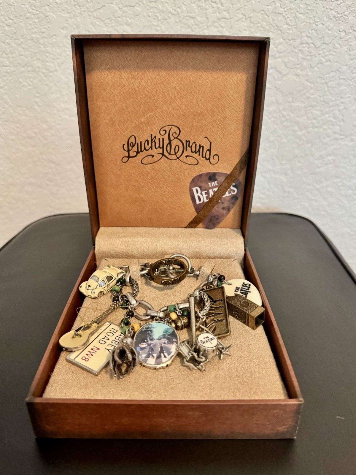 NIB Vintage Lucky Brand Vintage THE BEATLES Charm Bracelet Abbey Road