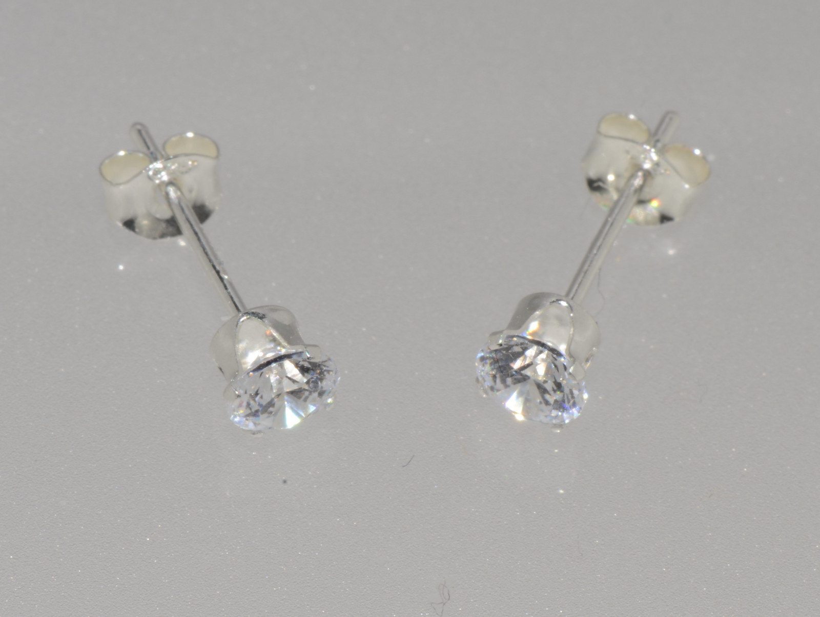Childrens Earrings Sterling Silver Clear Cubic Zirconia CZ Studs Round 2mm-8mm