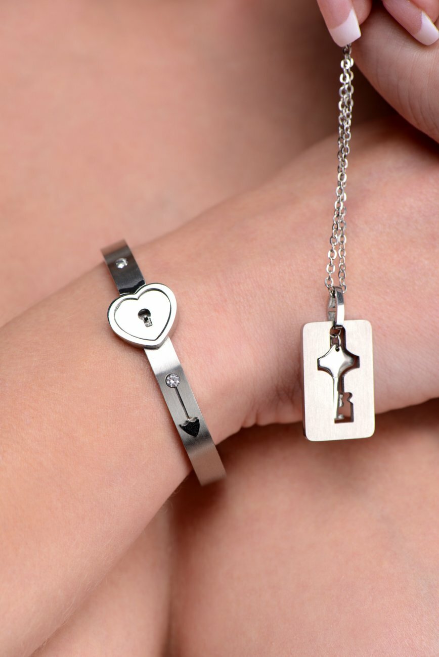 Bracelet and Necklace With Key Romantic Gift For Couples Love Heart Key Lock