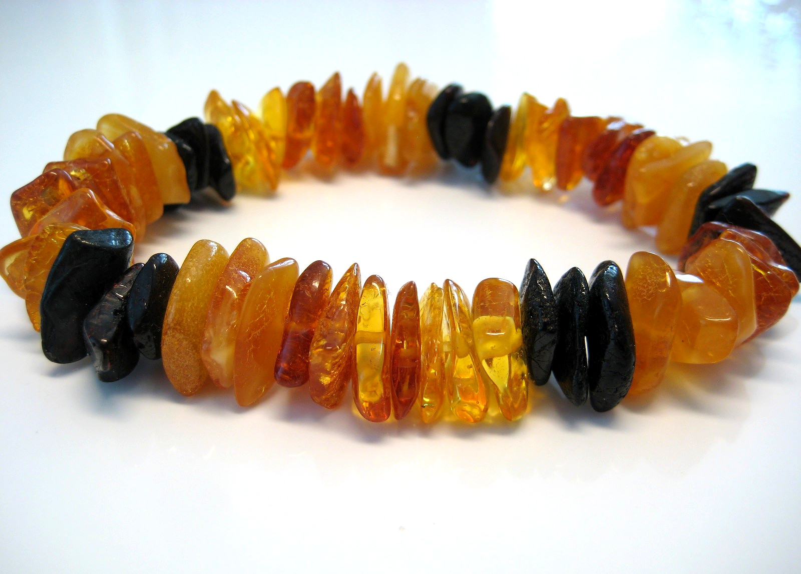 Genuine Massive Amber Baltic Amber Elastic Bracelet 17 grams 7.5-8 in !!!