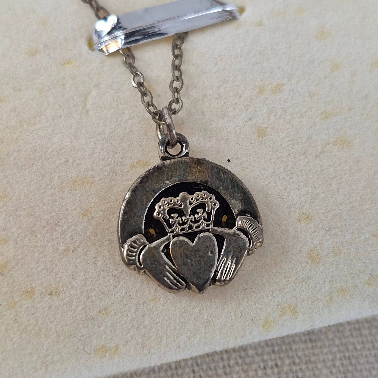 Irish Claddagh Pendant Necklace Silver Tone Celtic Heart Crown Hands 18 Inch
