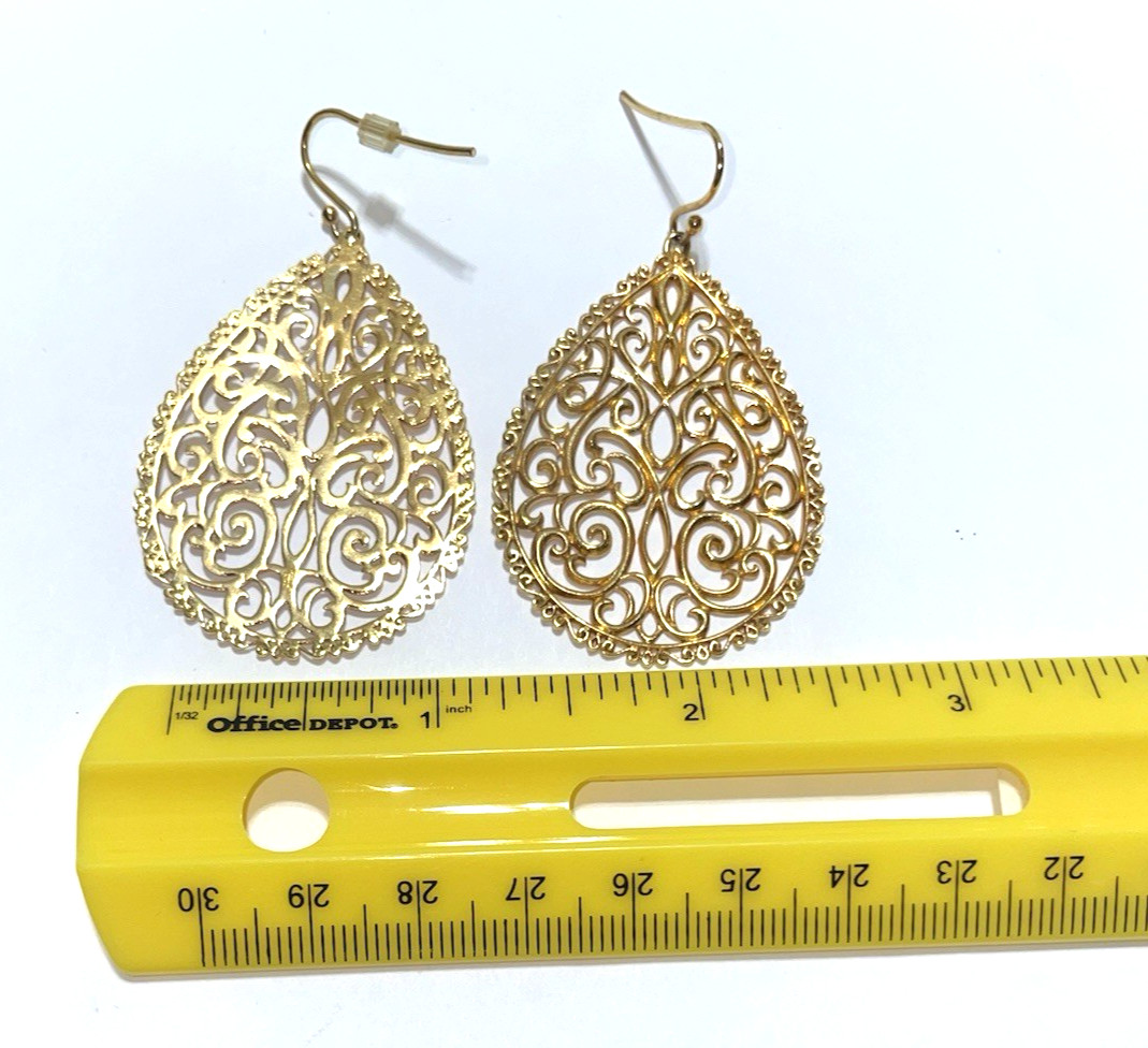 Costume jewelry dangle earrings 1 3/4 inches long