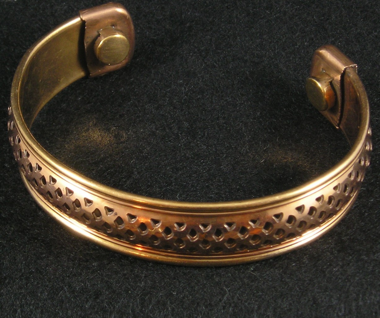 Copper Cuff Cutout Bangle Bracelet Magnetic Magnets 2 3/4″ x 2 1/8″ x 5/8″ Large