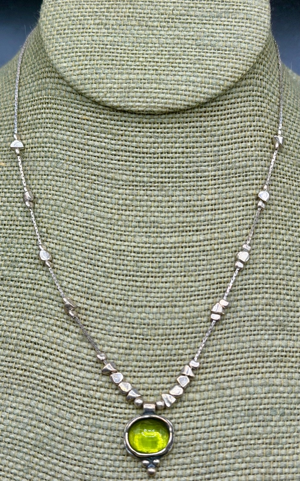 Silpada Sterling Silver Daintree Green Glass Beaded Pendant Necklace N1461