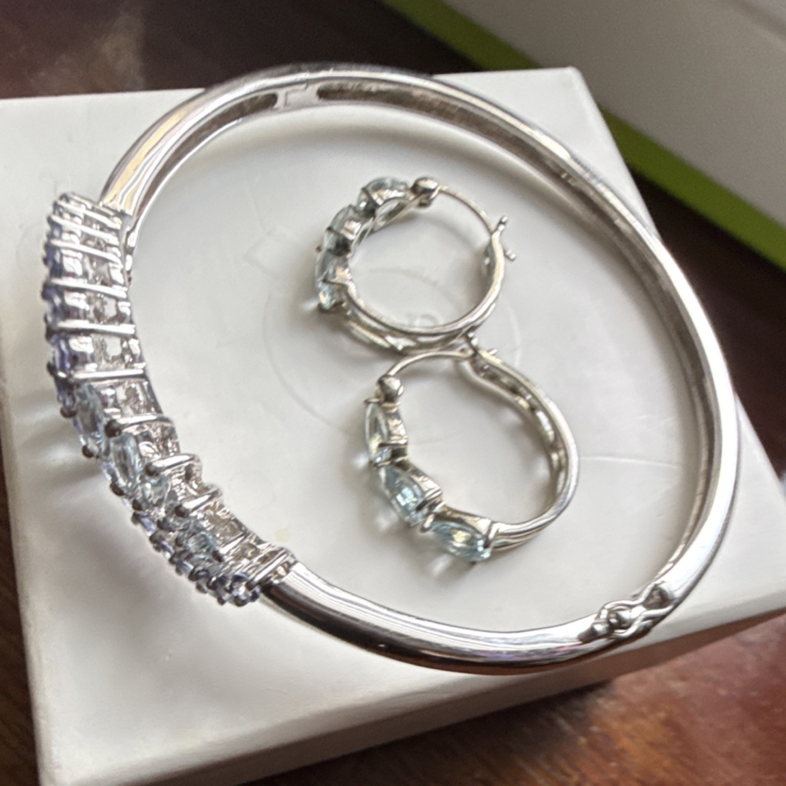 Silver Tone Jewelry Set Bracelet Earrings Light Blue Purple Marquise Pear Glass