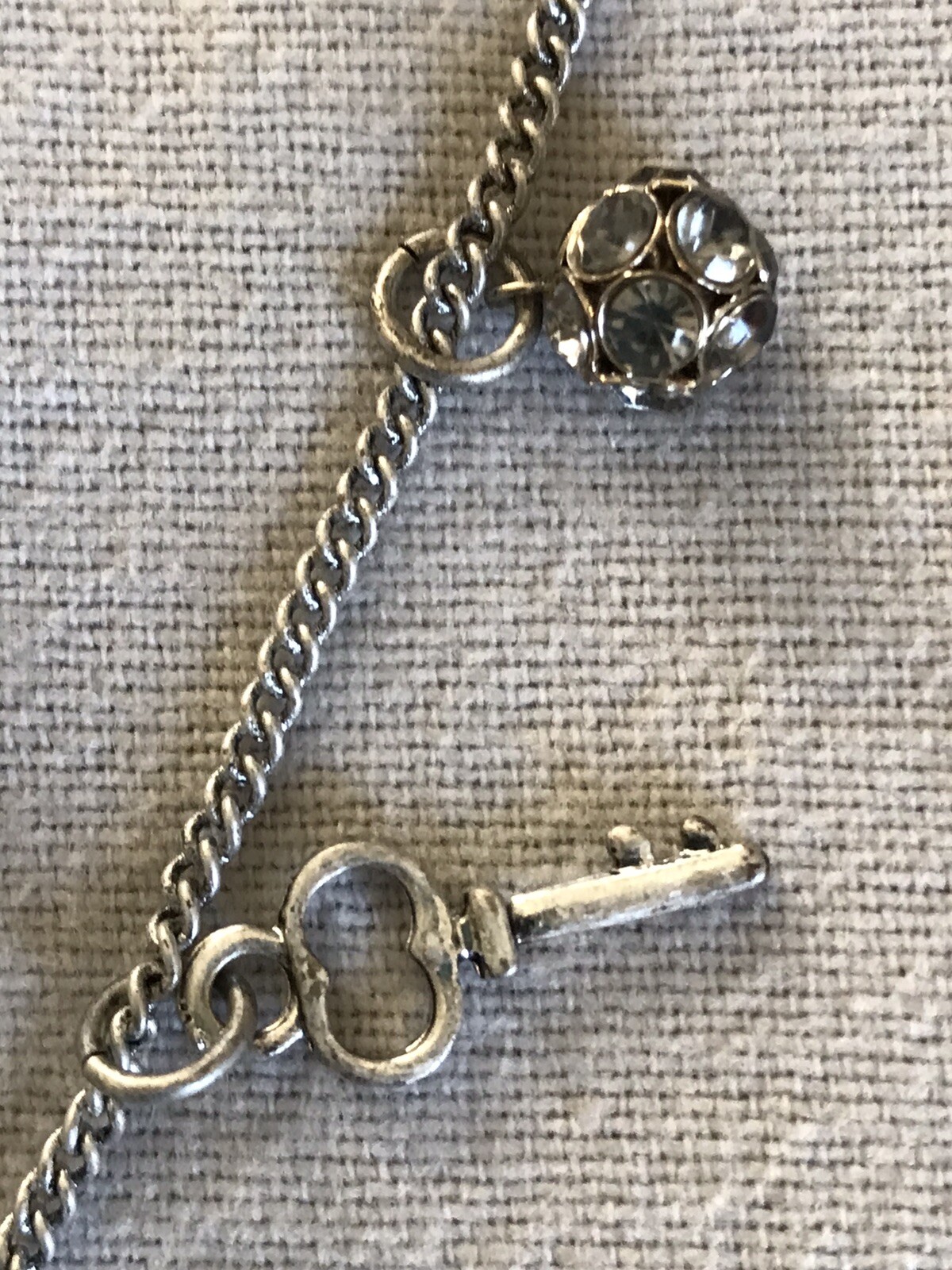 Antiqued Silver Tone Aero 1987 Valentines Heart Star Disco Ball Necklace 19-22″