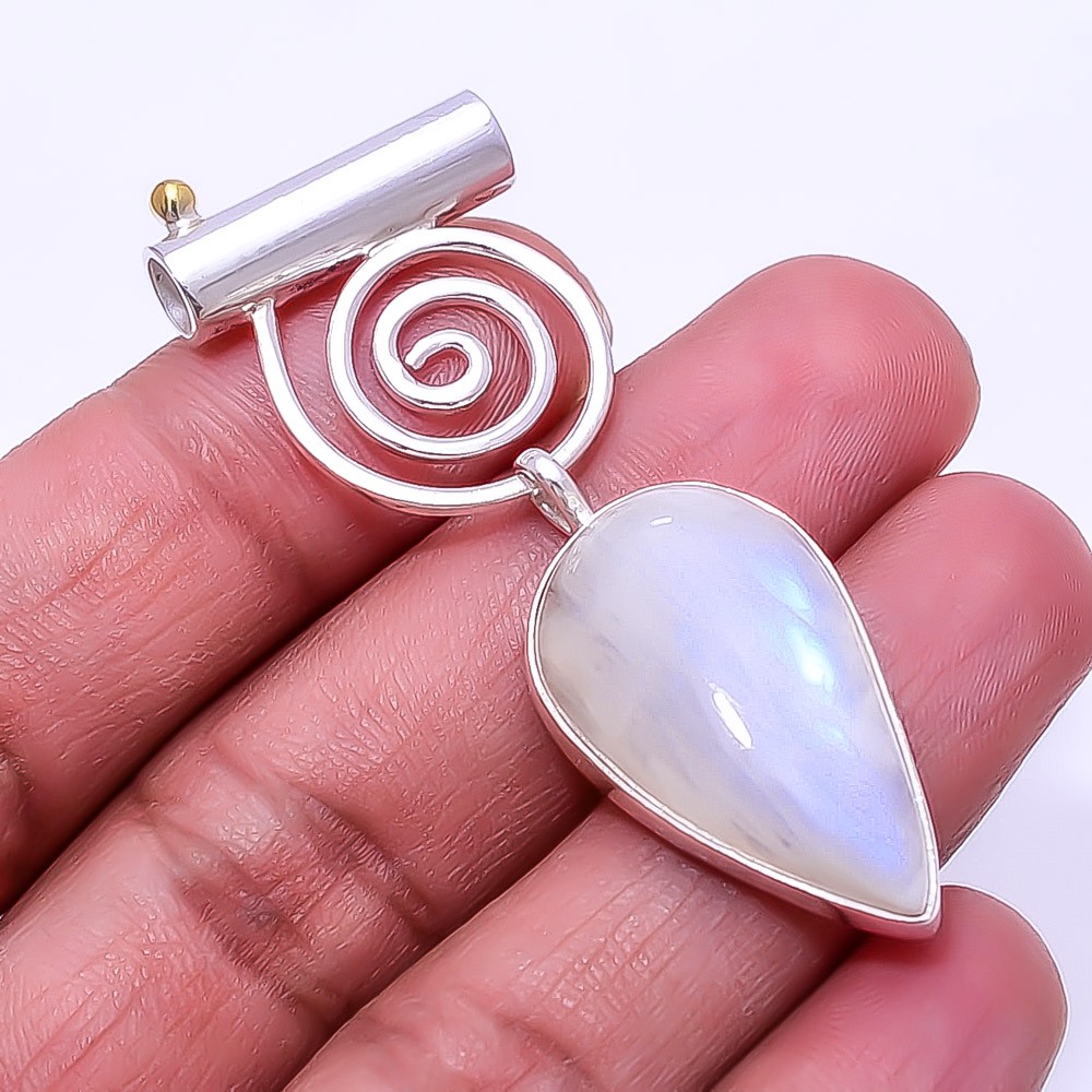 Natural Rainbow Moonstone – India Gemstone 925 Sterling Silver Pendant 2.07″P32