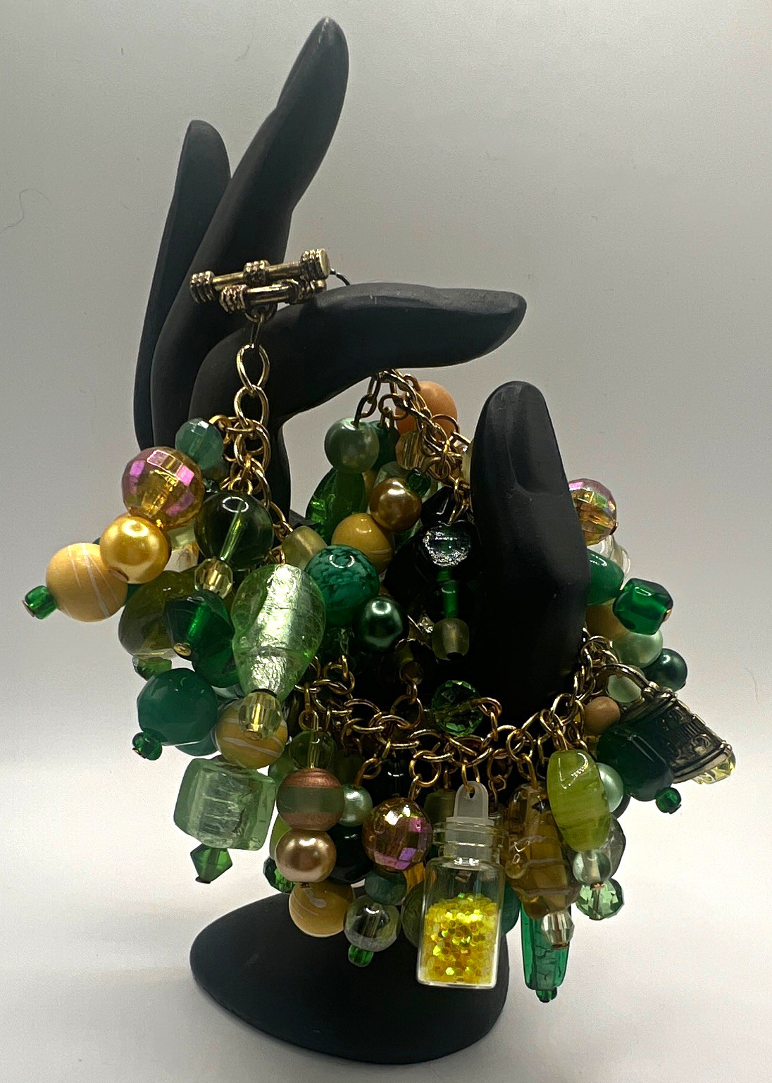 Green Yellow Gold Tone Dangle Beaded Charm Bracelet ‘Cha Cha’ 7 1/2” L