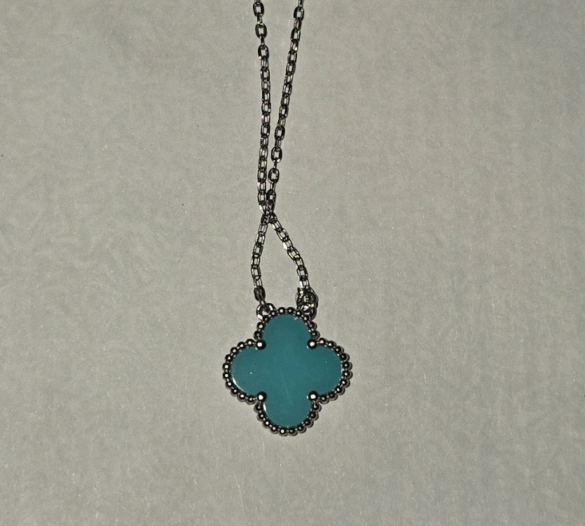 18 &20 cm Silver Tone Cable Chain Necklace with Clover Quatrefoil Charm Pendant