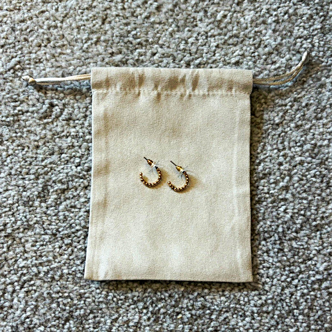 Crescent Hoop Earrings Gold Tone Metal Hook Closure No Stone Lobe