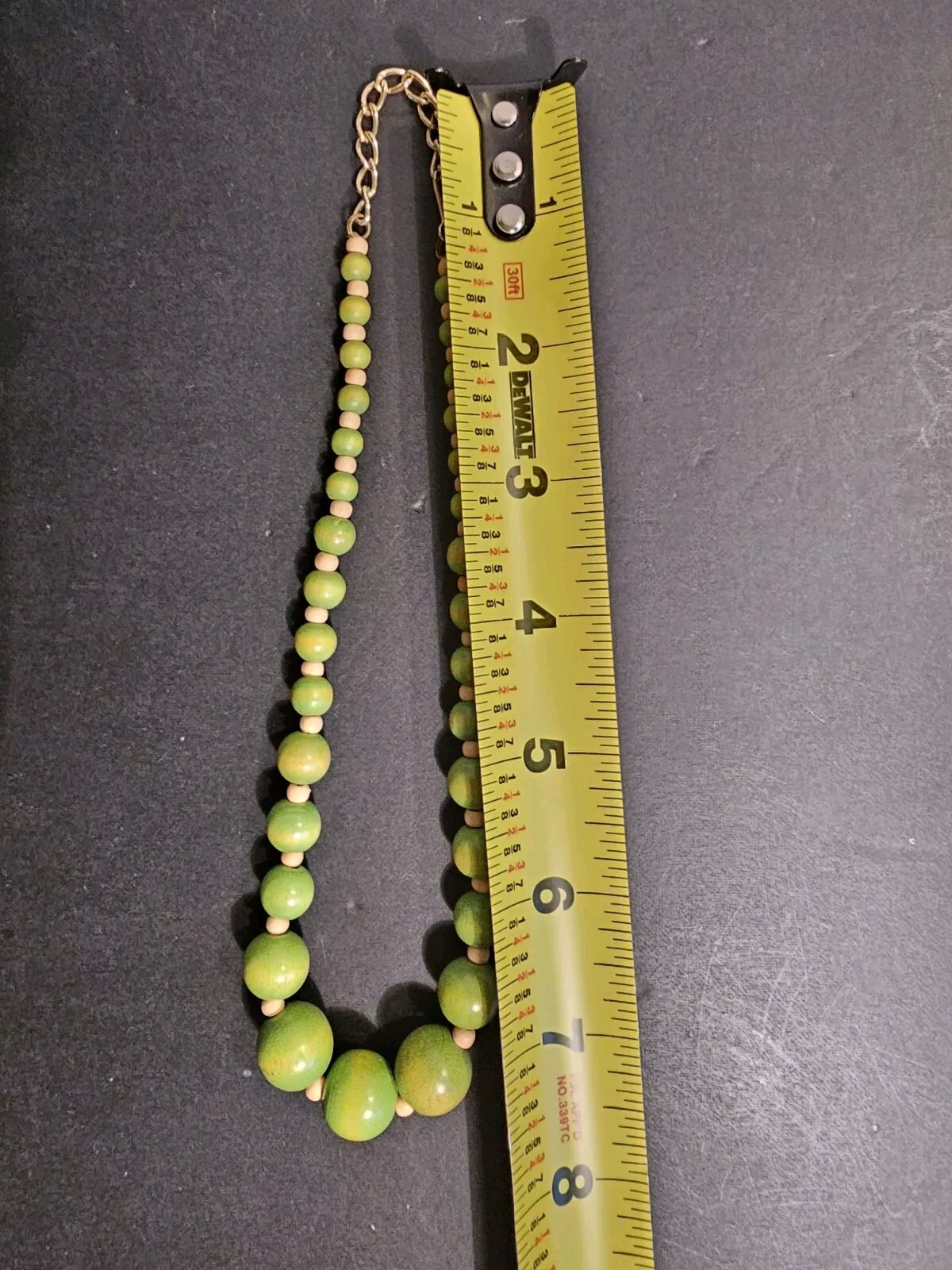 Adjustabe – Green Round Wooden Beaded Necklace With Hook Closure