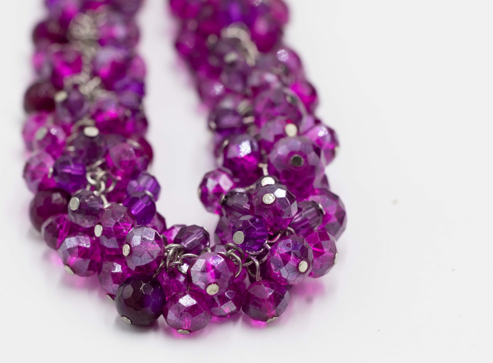 White House Black Market Fuchsia Crystal Cluster $38 Necklace NWOT