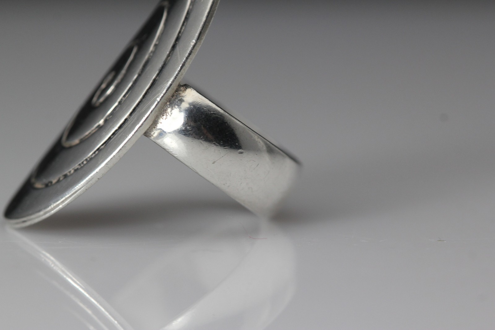 925 Sterling Silver Oblong Spiral Design Mexico Size 6.75 Ring 7 Grams (RIN9701)