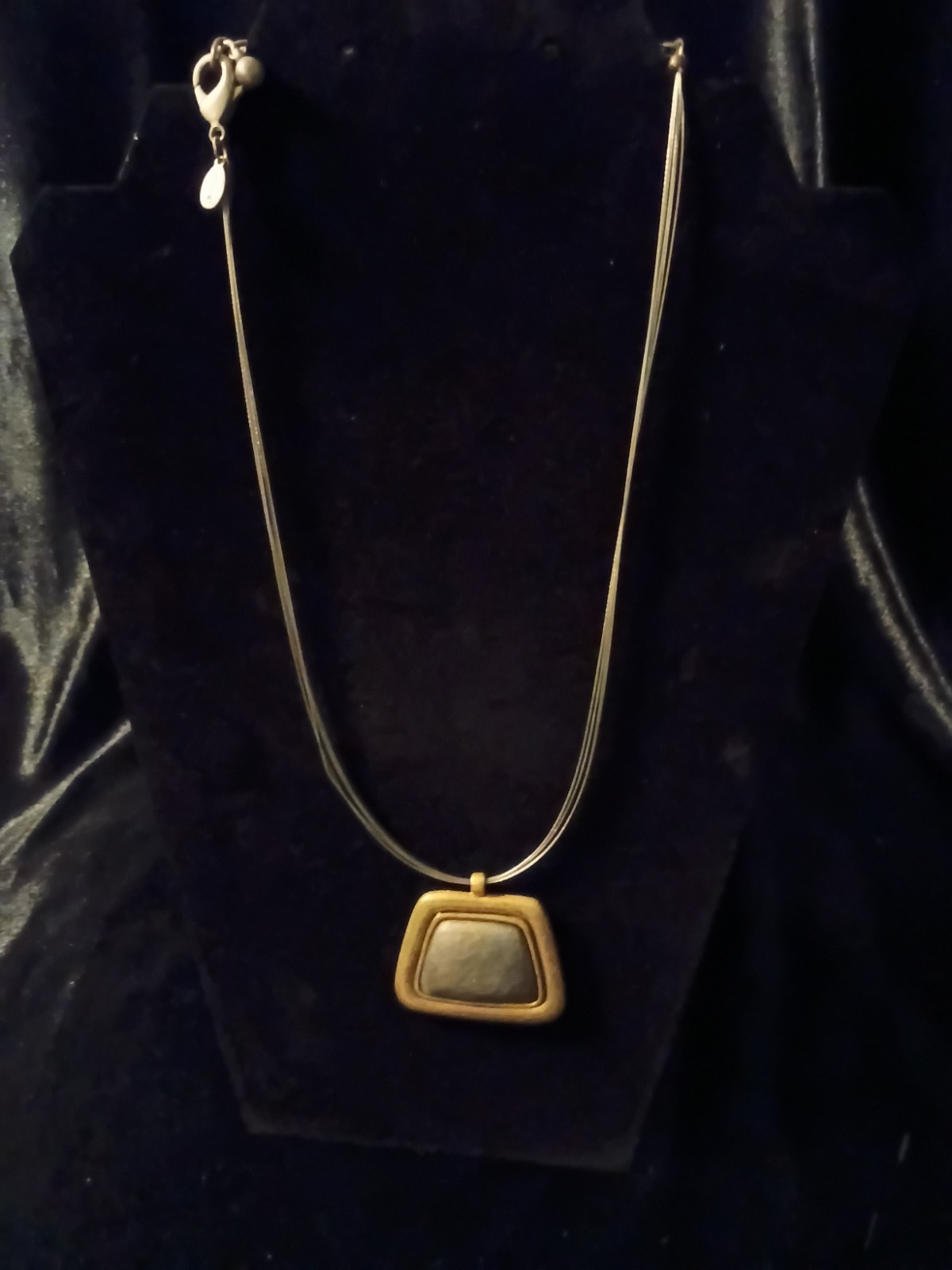 Chico’s Pendant Necklace