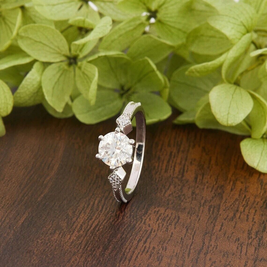 1.50Ct Round Cut Simulated Diamond Stunning Wedding Ring 14k White Gold Plated