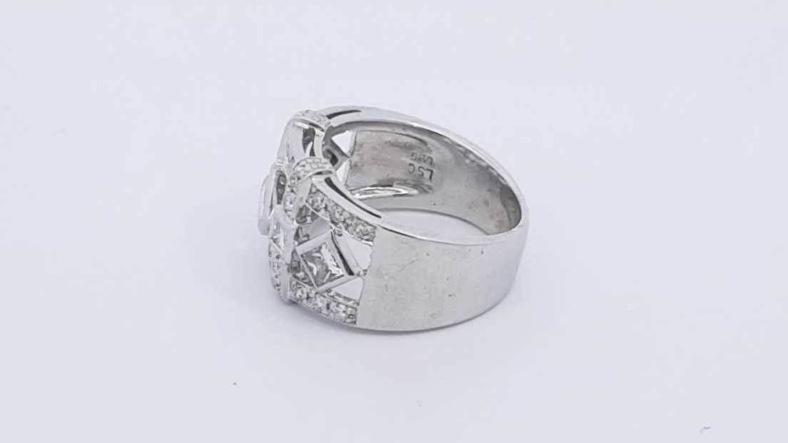 1.01cttw Diamond Ring In 14k White Gold 6.9 Grams Size 5 Eb0326rrxdu