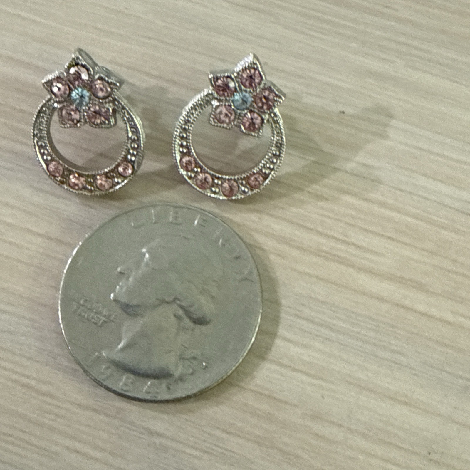 Vtg 1928 Pink And Blue Flower Necklace And Pierced Earring Set Silver Tone 15”