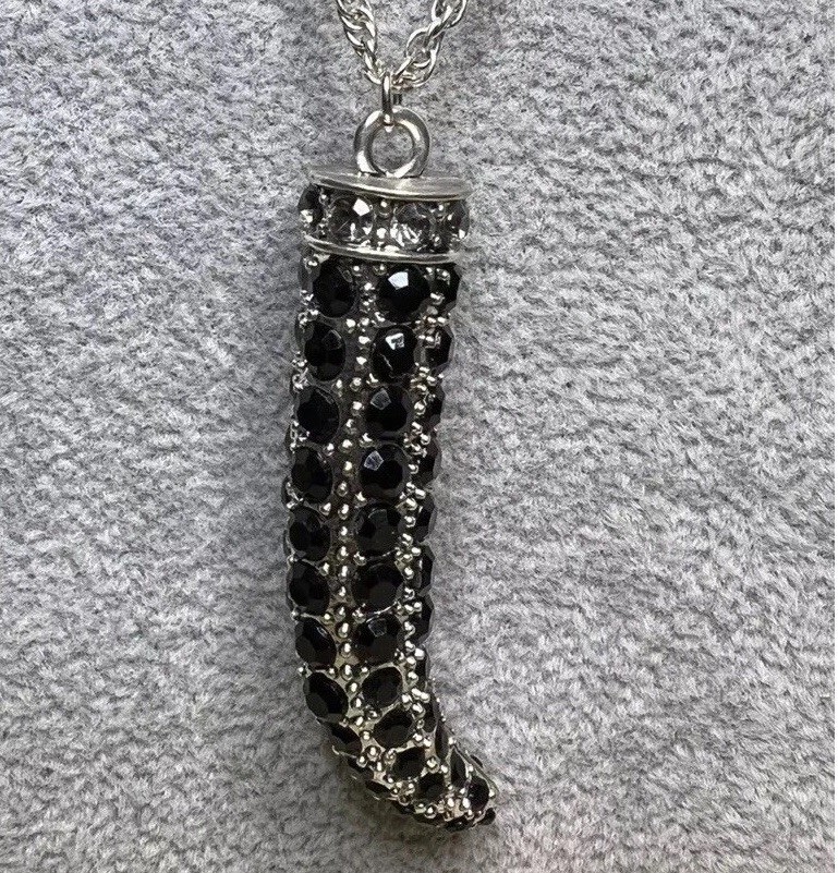 Silver Tone Black Rhinestone Horn Pendant Necklace Rope Chain Adjustable