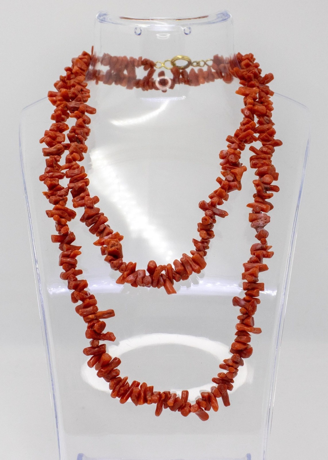 Beautiful Blood Coral Necklace with 18 Carat Gold Clasp