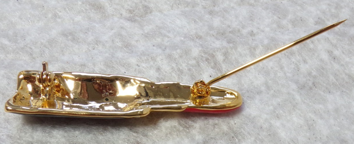 RED LIPSTICK CASE VINTAGE PIN JEWELRY BROOCH GOLD TONE METAL WITH WHITE ZIRCONIA