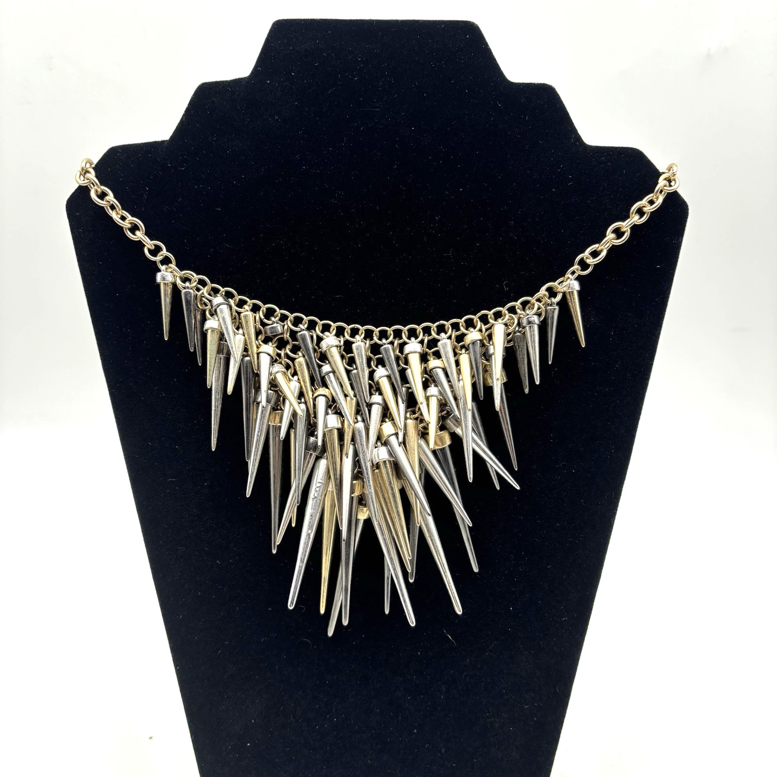 Vintage 00s Y2K Steve Madden Silver Gold Gunmetal Layered Spike Bib Necklace 19″