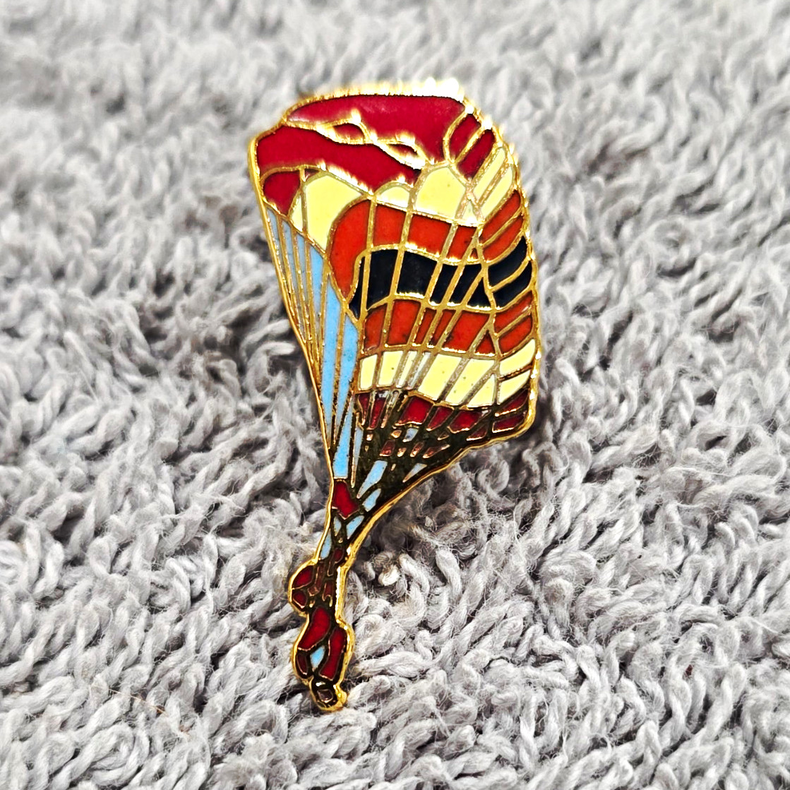 Gold Tone Red Blue Cream & Black Enamel Hot Air Balloon Pin – No Stone