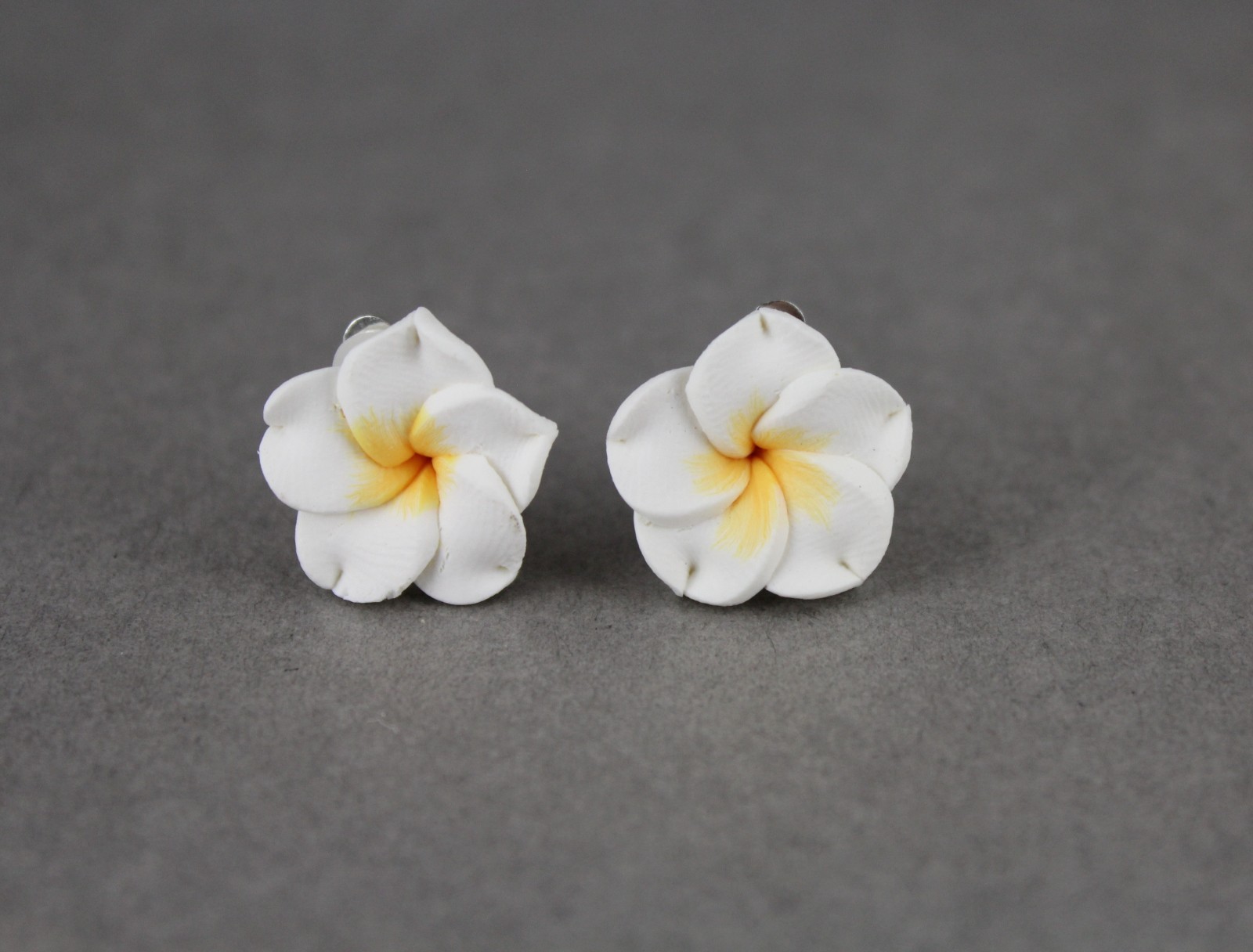 White flower Clip On earrings pendant clips lightweight plumeria hawaiian