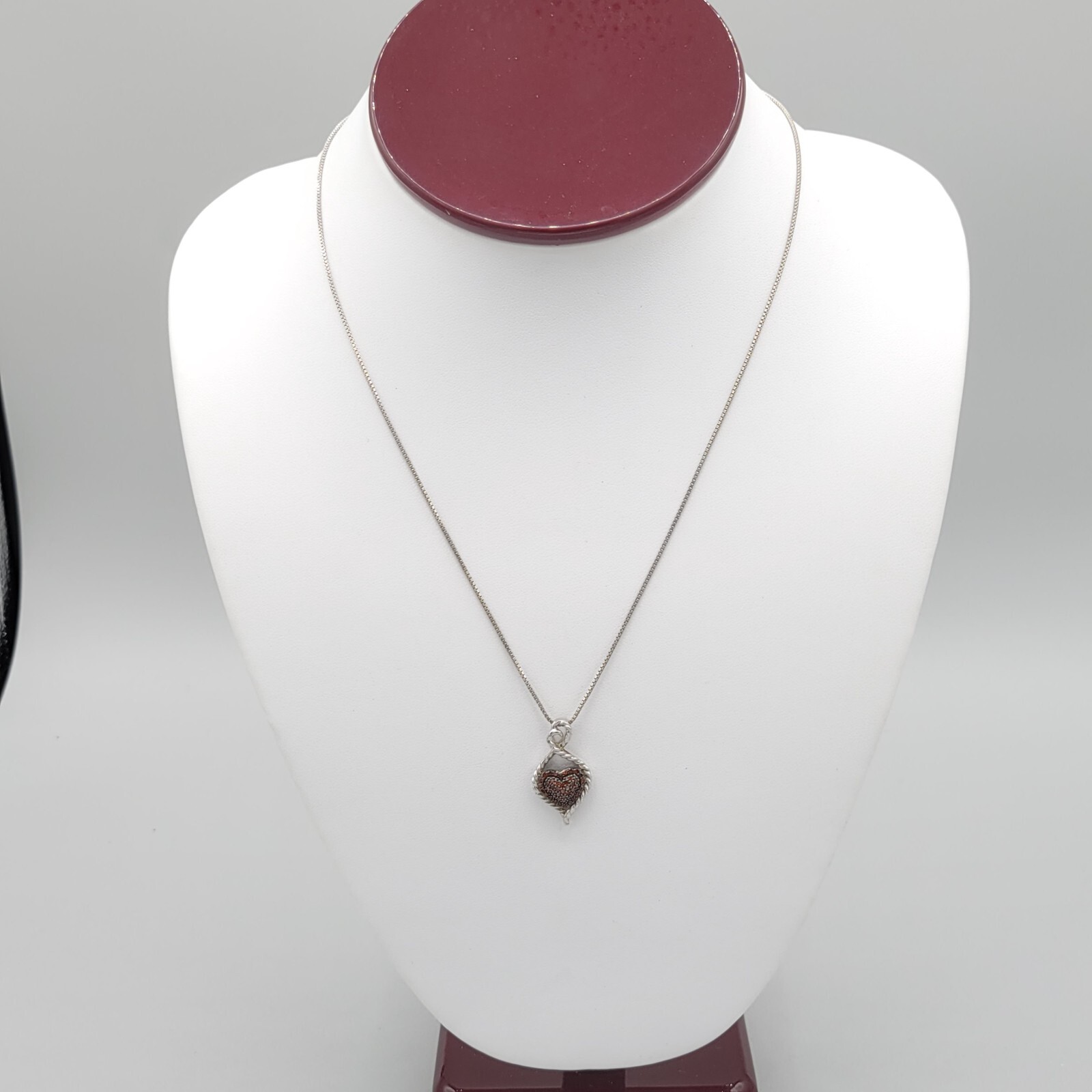 925 Italy Signed Womens Silver Box Chain Necklace Heart Shaped Pendant 17 in