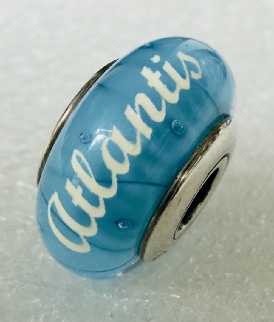 NEW❗️Pandora Light Blue Looking Exclusive “Atlantis 2015” Murano Glass Charm