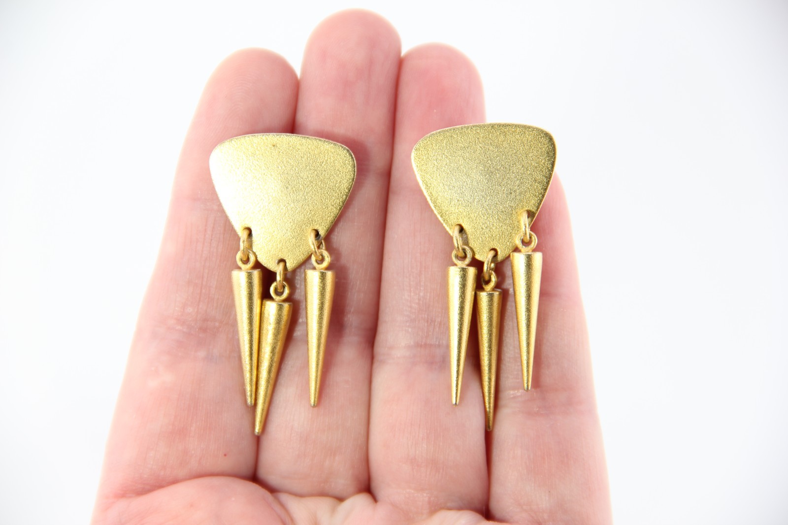 Pierced Earrings Mate Gold Tone Metal Dangle Drop Geometric Shaped