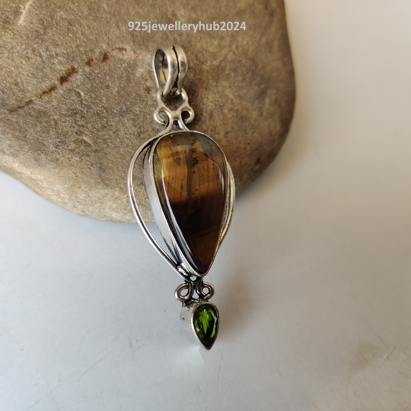 Natural Tiger Eye Gemstone Pendant 925 Sterling Silver Designer Pendant PG5915