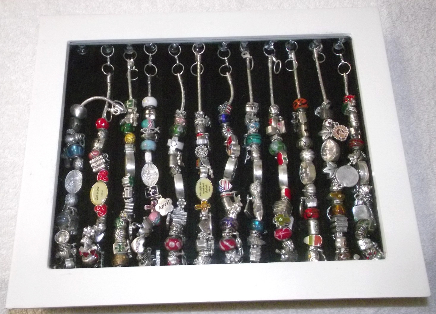 Pre Owned Willabee & Ward 12-Month Holiday Charm Bracelets Complete Wood Case