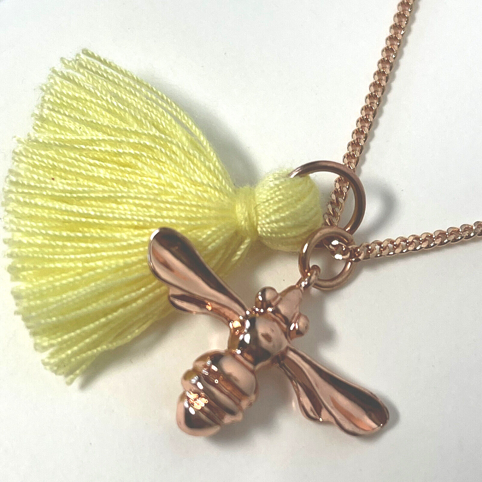 Girl’s Gymboree Bee Pendant Necklace Gold Tone Yellow Tassel Fashion Gift NWT