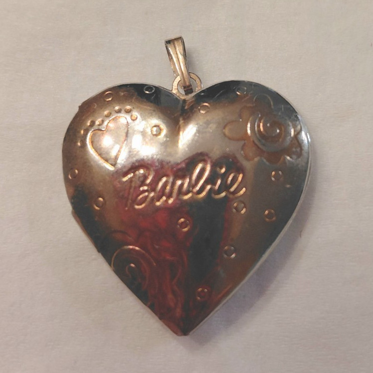 Barbie Engraved Gold Tone Metal Heart Photo Locket Pendant By MATTEL 1990S