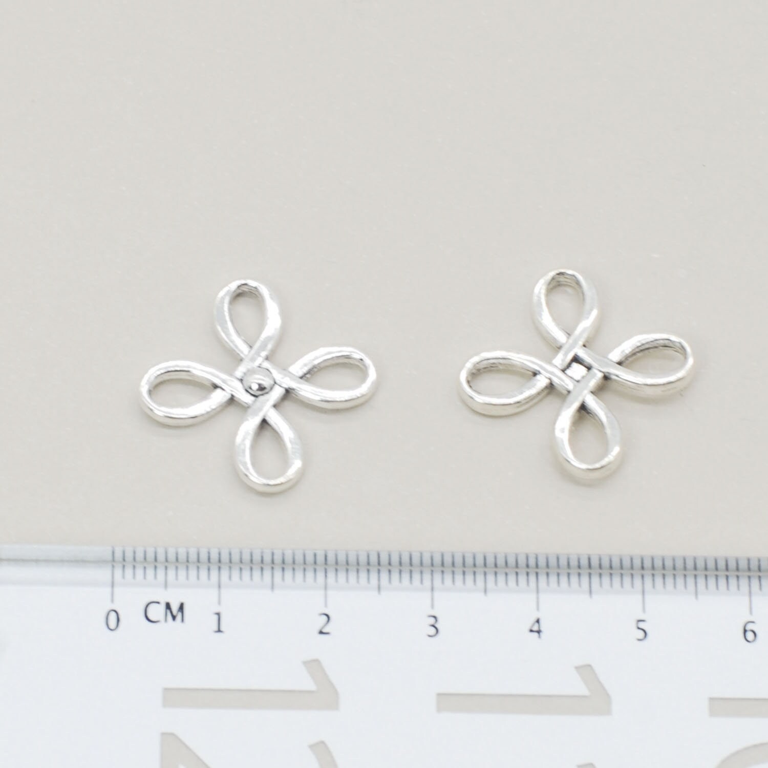 12/30PCS Antique Silver Celtic Knot Charm Connector, 4 Loop 18X23mm XCS18-10704