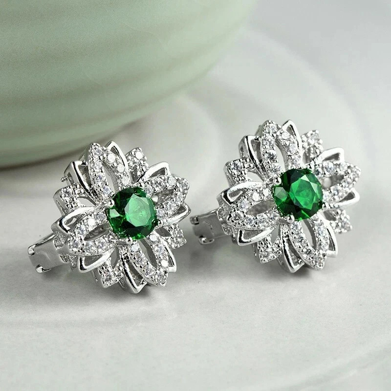 Round Cut Simulated Green Emerald Women’s Stud Earrings In 14k White Gold Plated