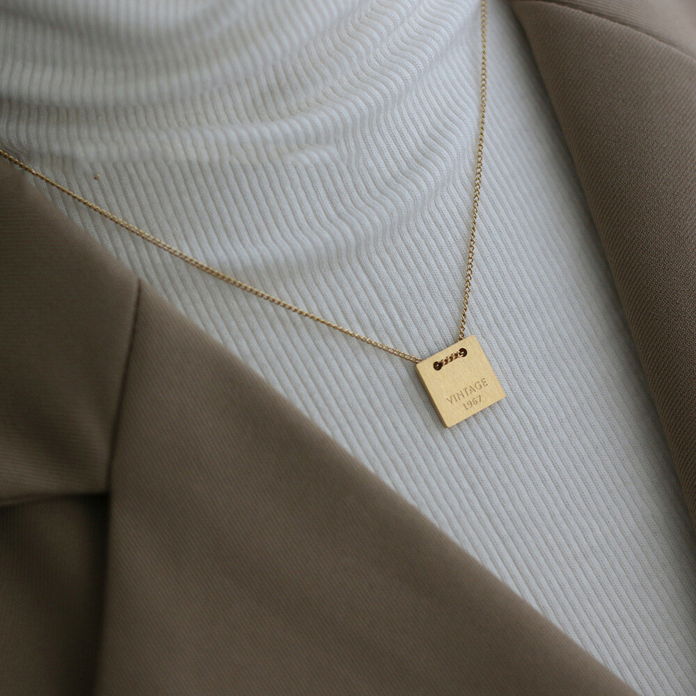 Woman 18K Gold Plated Stainless Steel Vintage Square Charm Necklace Brushed