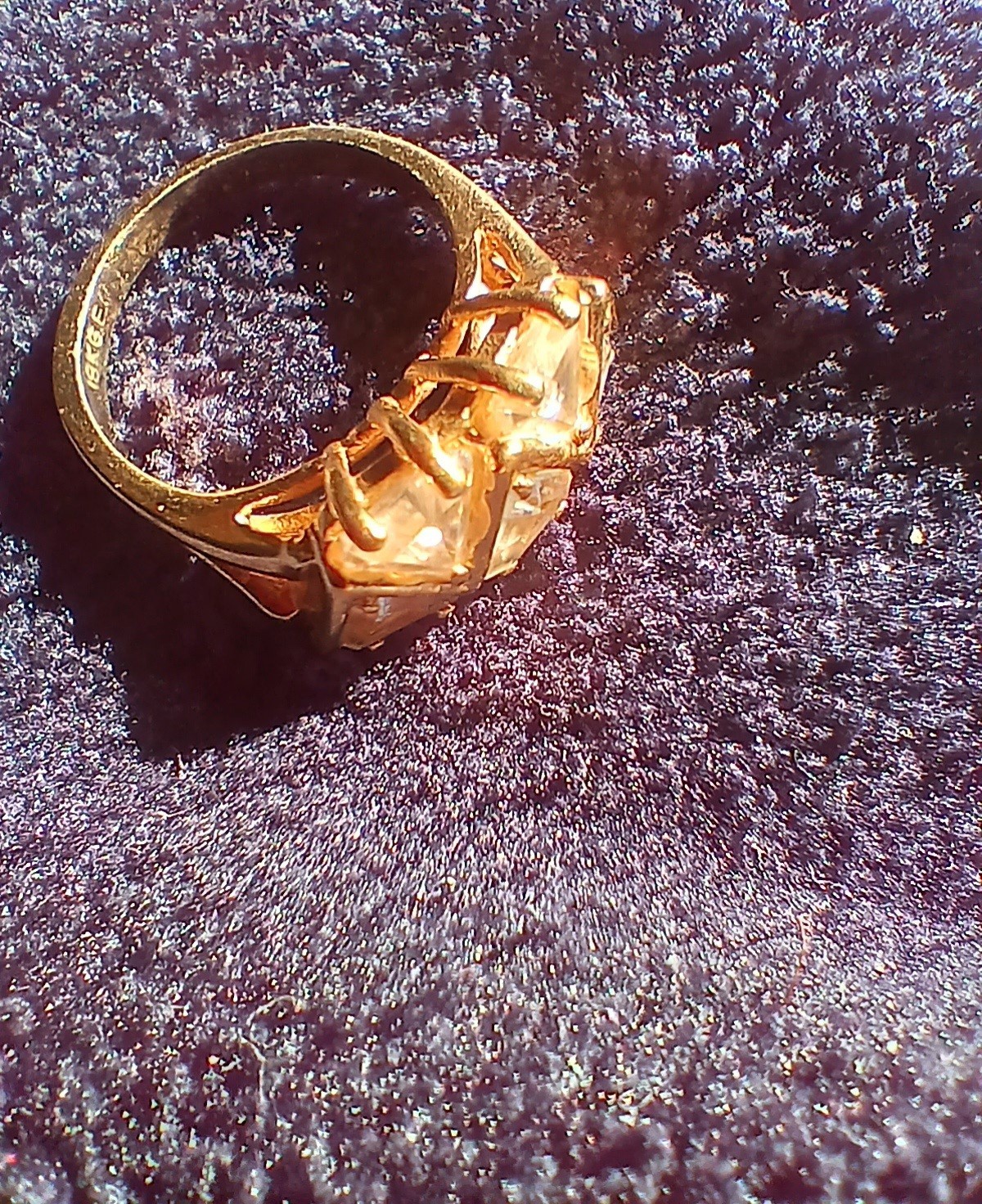 18 Carat Gold-plated Statement Ring 5 Triangular Clear Stones Cz UK size S