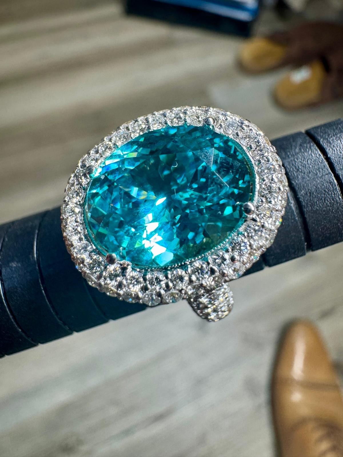 Certified 11.01ct Paraiba Blue with Natural Diamonds 18k White Gold Ring