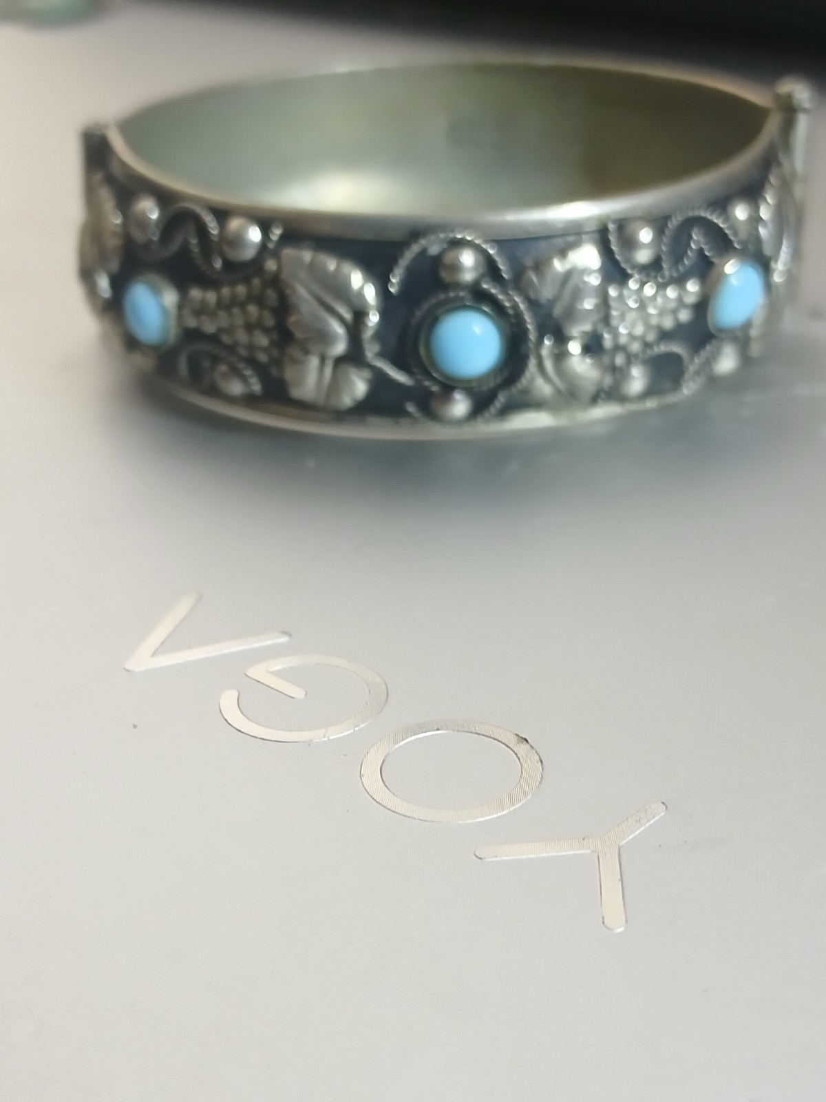 Vintage Silver Hinged Bracelet Round Blue Cabochon Stones Floral Made In Italy