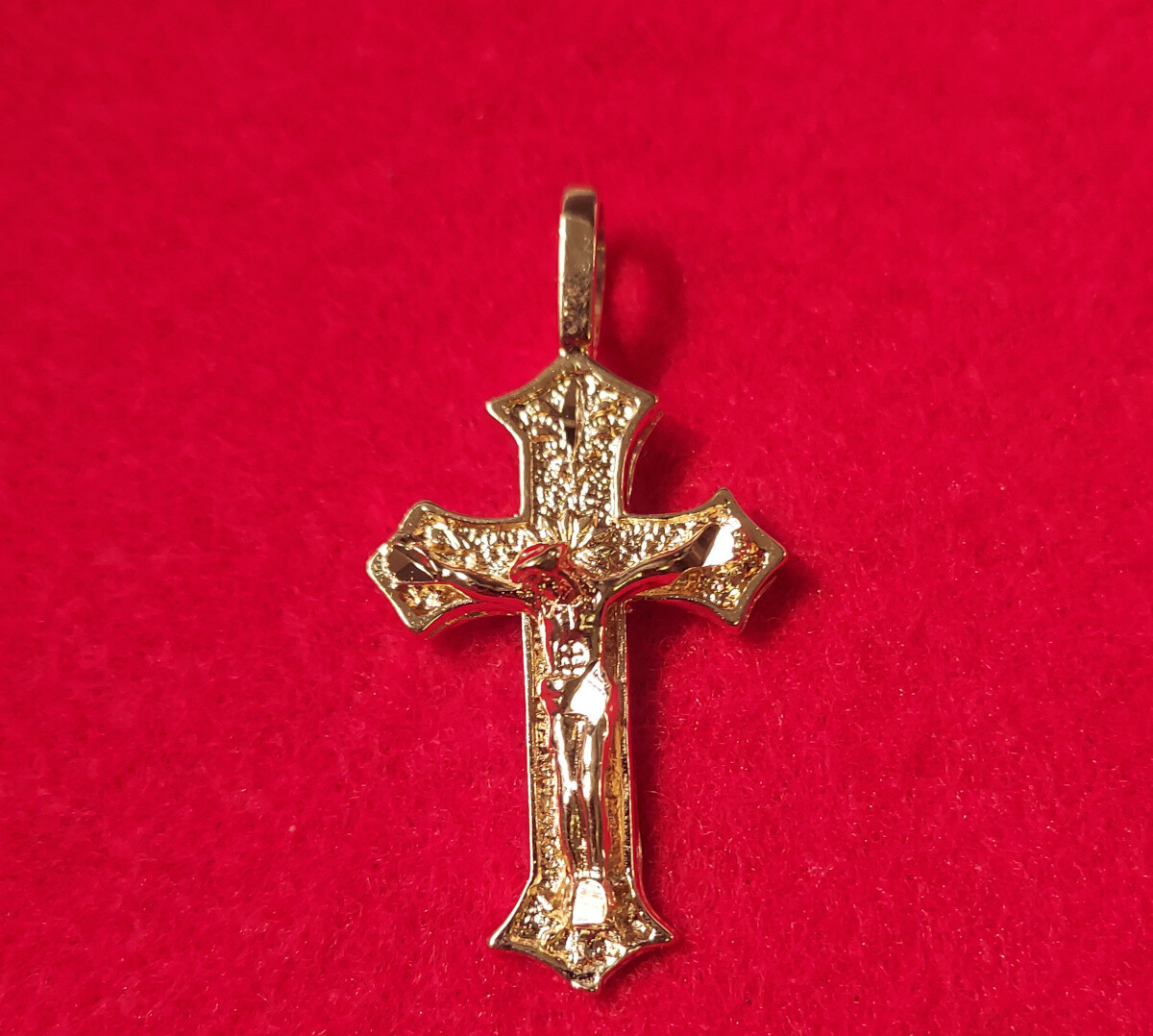 14KT GOLD PLATED JESUS CROSS CRUCIFIX CHARM PENDANT – 3543B