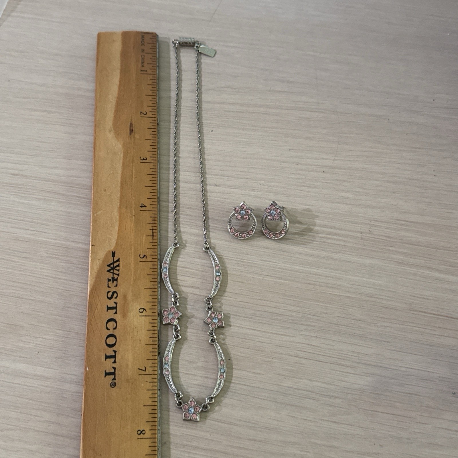 Vtg 1928 Pink And Blue Flower Necklace And Pierced Earring Set Silver Tone 15”