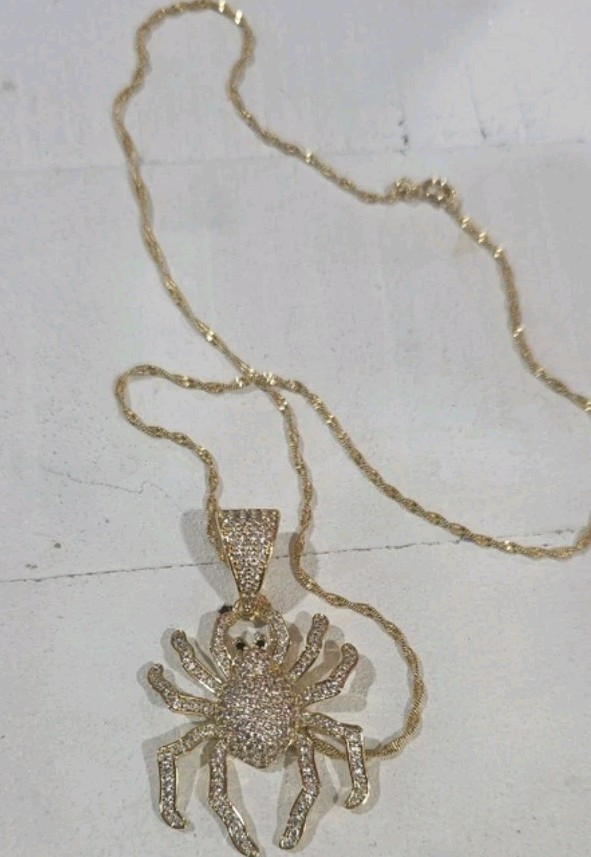 14k Gold Plated 20″ Rope Chain Necklace w/ Pavé Crystal Spider Charm Pendant