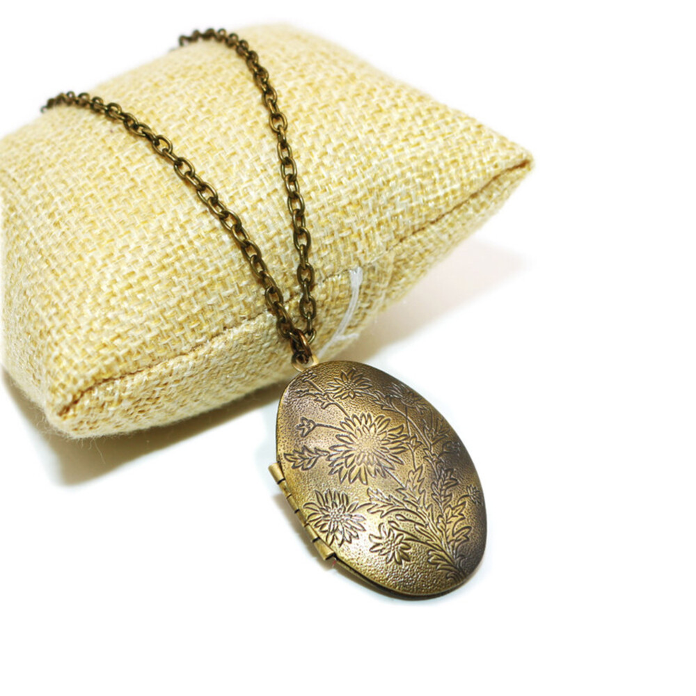 Vintage Locket Necklace Locket Pendant Necklace Picture Frame