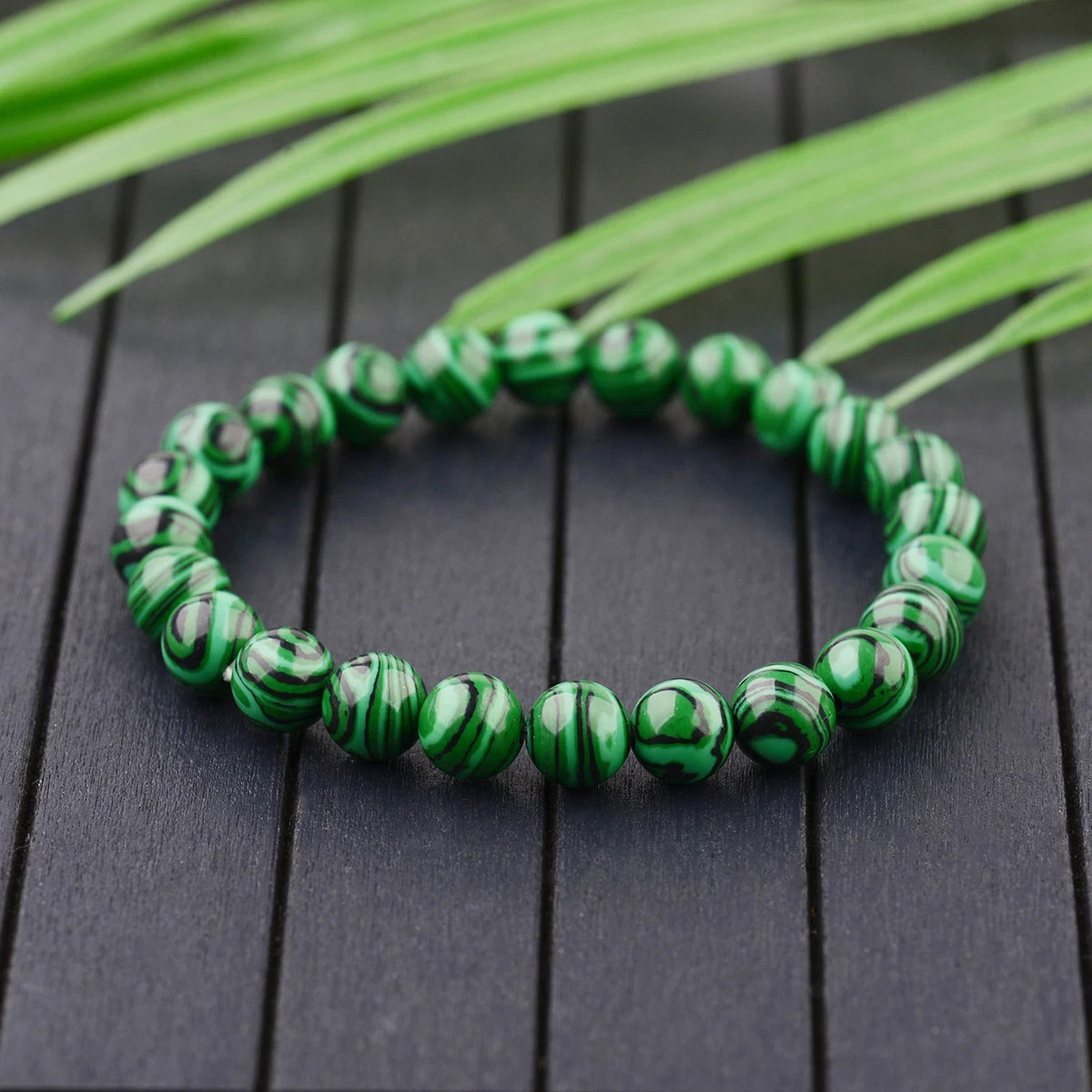 Handmade Natural 8mm Green Malachite Round Gemstone Beads Stretch Bracelet