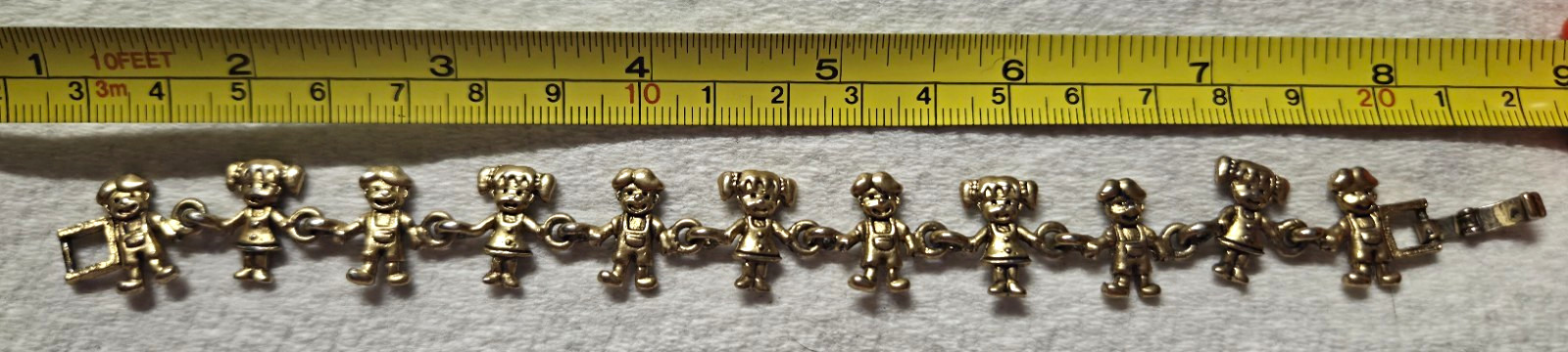 Gold Tone People Kids Dangle Charm Link Chain Bracelet Metal Fold Over Clasp