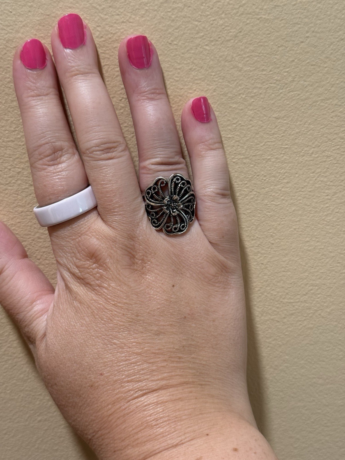 Claire’s Metal Silver Tone Flower Filigree Statement Cocktail Ring Size 8