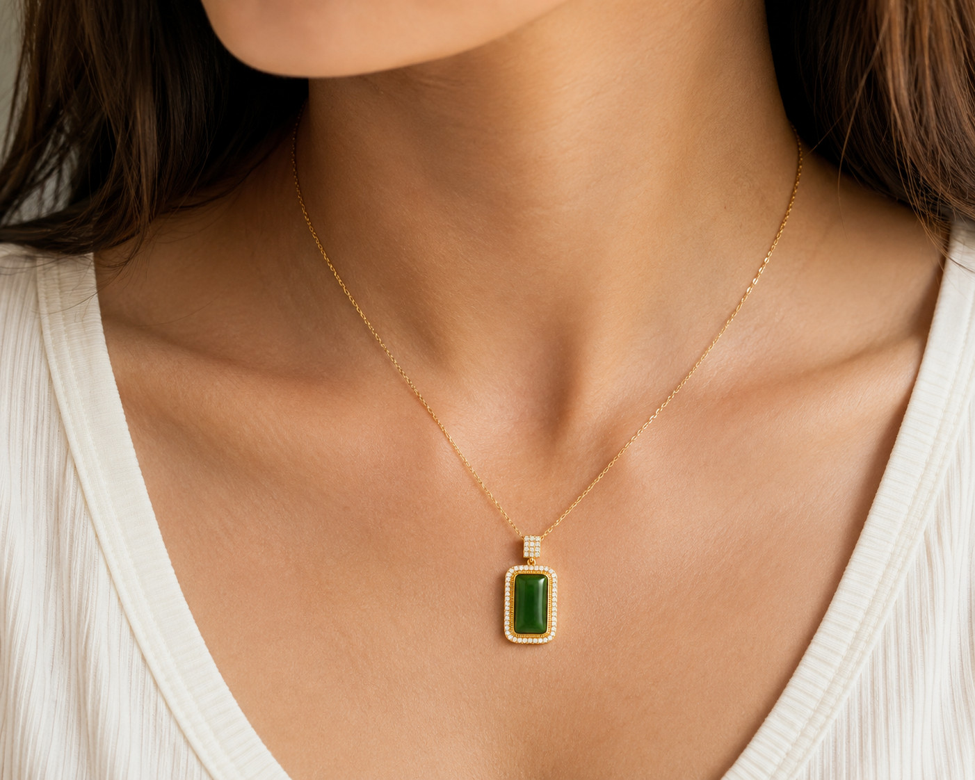 NEW 18K Gold Plated Green Jade Pendant Necklace Crystal Charm Jewelry