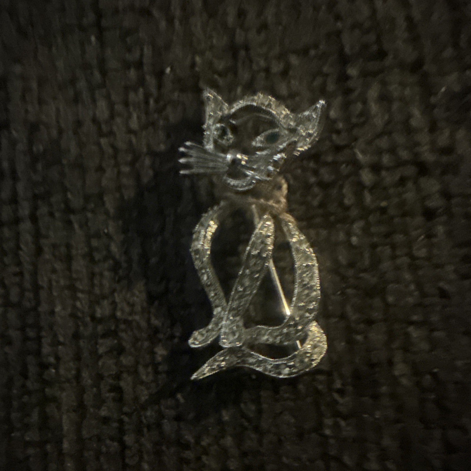 Silver Tone Metal Cat Brooch Pin Back, No Stones, Animals & Insects Theme